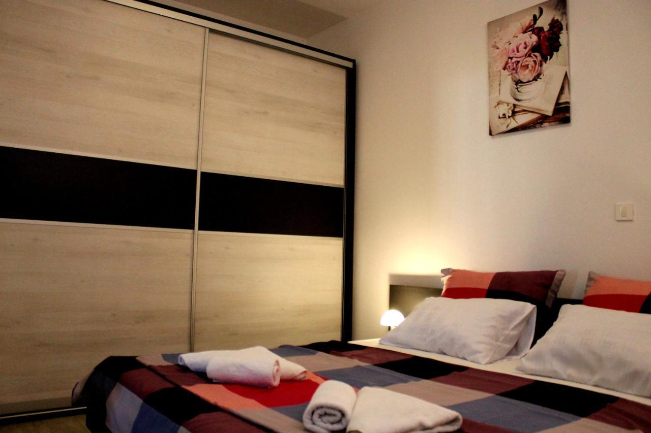 Apartmani Mladenka Malinska Esterno foto