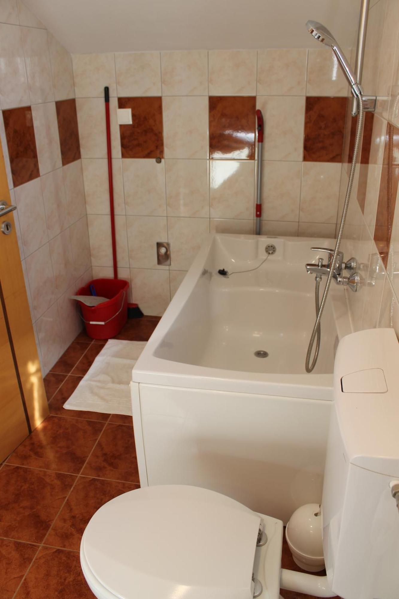 Apartmani Mladenka Malinska Esterno foto